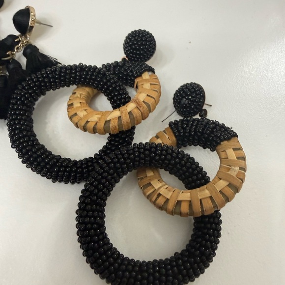 Elegant Black and Tan Earrings Set - Picture 2 of 5